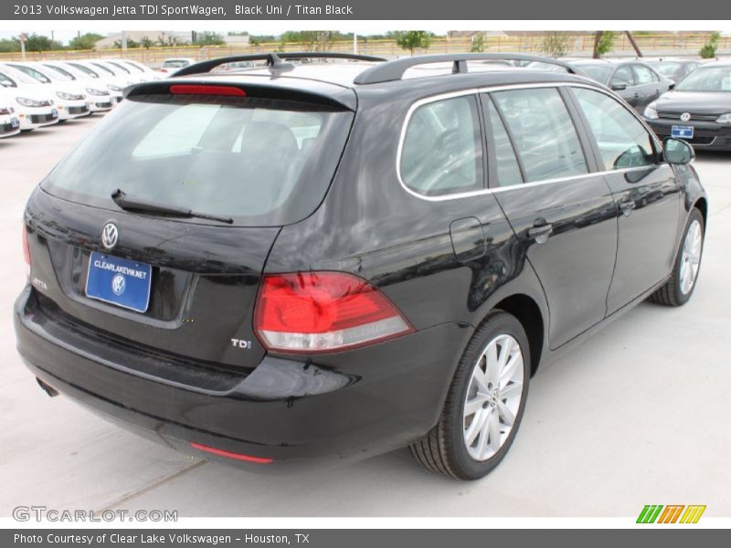 Black Uni / Titan Black 2013 Volkswagen Jetta TDI SportWagen