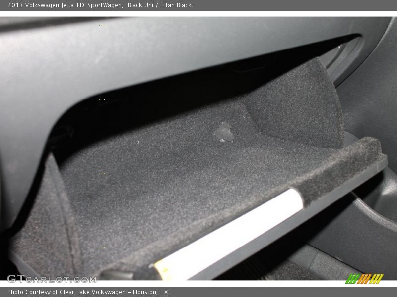 Black Uni / Titan Black 2013 Volkswagen Jetta TDI SportWagen