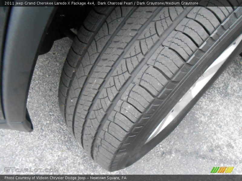 Dark Charcoal Pearl / Dark Graystone/Medium Graystone 2011 Jeep Grand Cherokee Laredo X Package 4x4