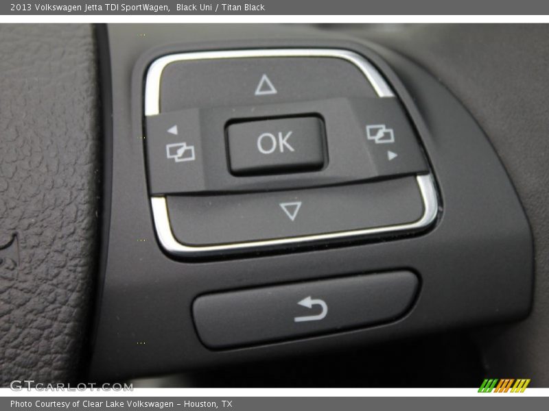 Black Uni / Titan Black 2013 Volkswagen Jetta TDI SportWagen