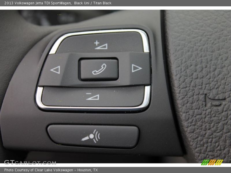 Black Uni / Titan Black 2013 Volkswagen Jetta TDI SportWagen
