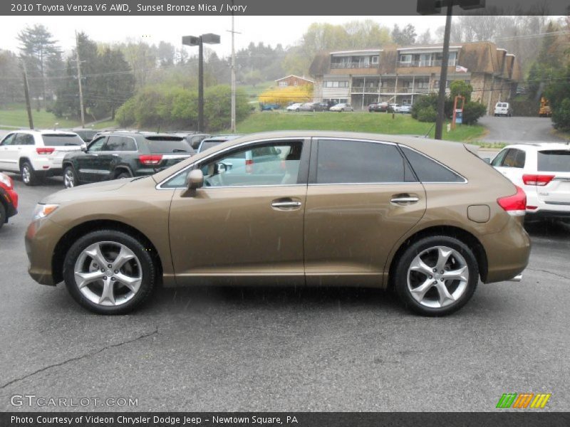 Sunset Bronze Mica / Ivory 2010 Toyota Venza V6 AWD
