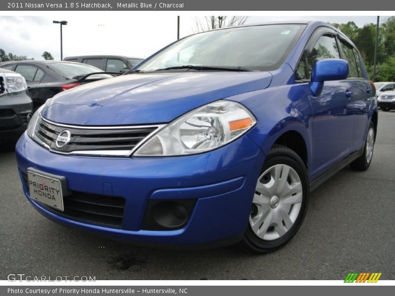 Metallic Blue / Charcoal 2011 Nissan Versa 1.8 S Hatchback
