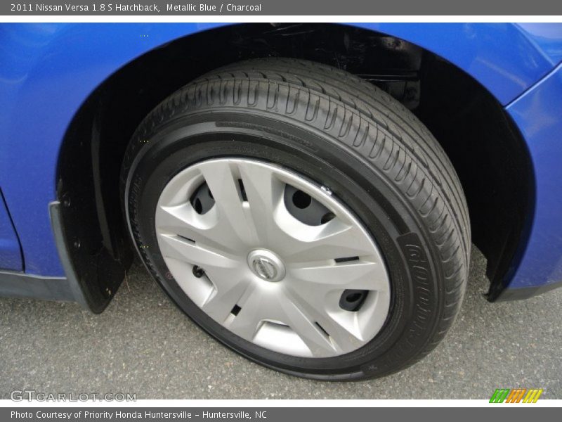 Metallic Blue / Charcoal 2011 Nissan Versa 1.8 S Hatchback