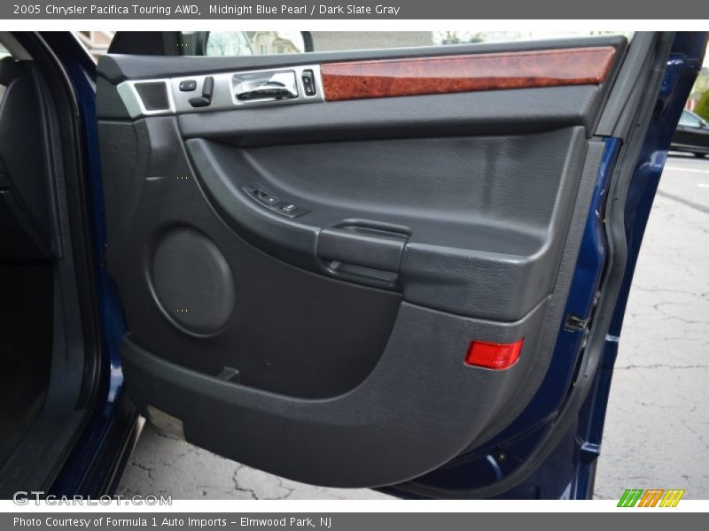 Midnight Blue Pearl / Dark Slate Gray 2005 Chrysler Pacifica Touring AWD