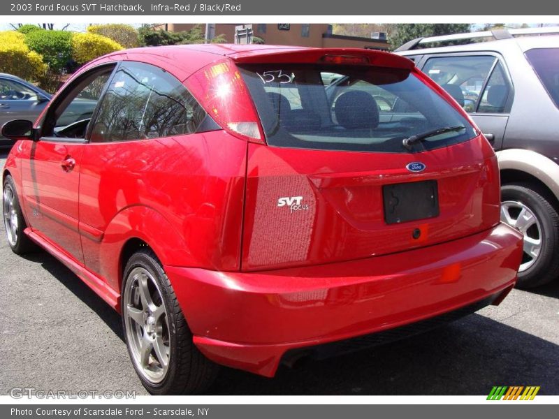Infra-Red / Black/Red 2003 Ford Focus SVT Hatchback