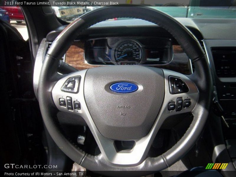 Tuxedo Black Metallic / Charcoal Black 2013 Ford Taurus Limited