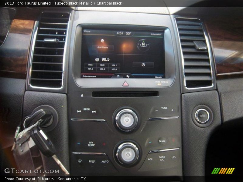 Tuxedo Black Metallic / Charcoal Black 2013 Ford Taurus Limited