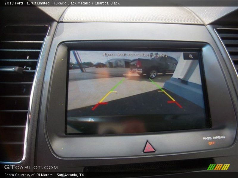 Tuxedo Black Metallic / Charcoal Black 2013 Ford Taurus Limited