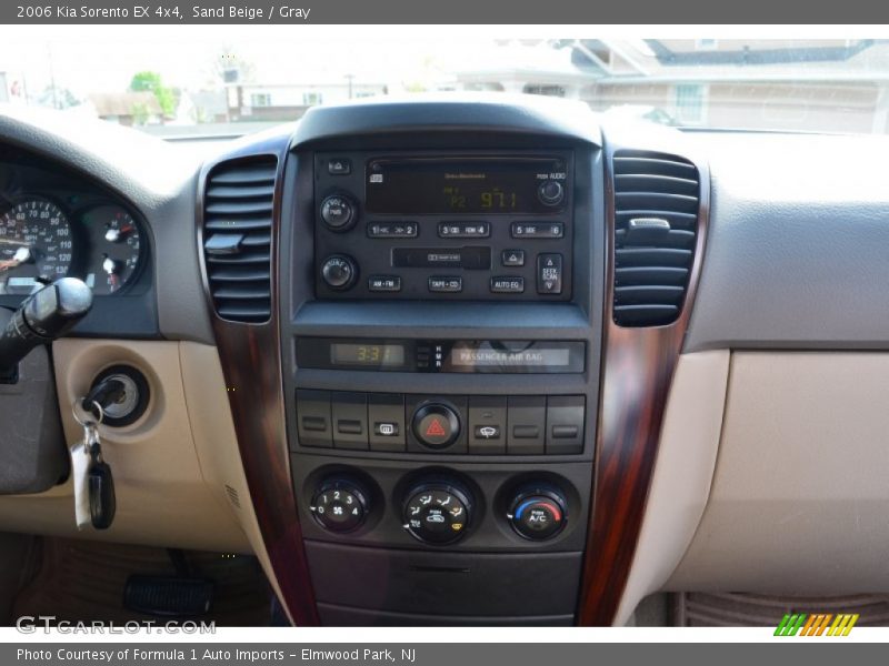 Sand Beige / Gray 2006 Kia Sorento EX 4x4