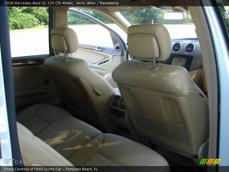 Arctic White / Macadamia 2008 Mercedes-Benz GL 320 CDI 4Matic