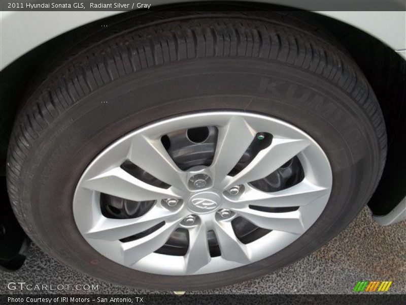 Radiant Silver / Gray 2011 Hyundai Sonata GLS