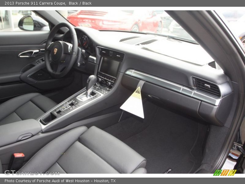 Dashboard of 2013 911 Carrera Coupe