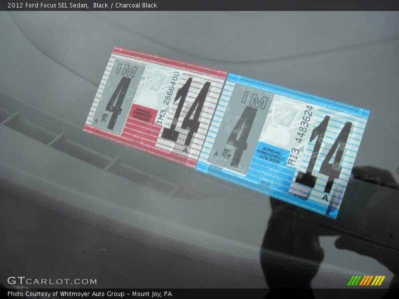 Black / Charcoal Black 2012 Ford Focus SEL Sedan
