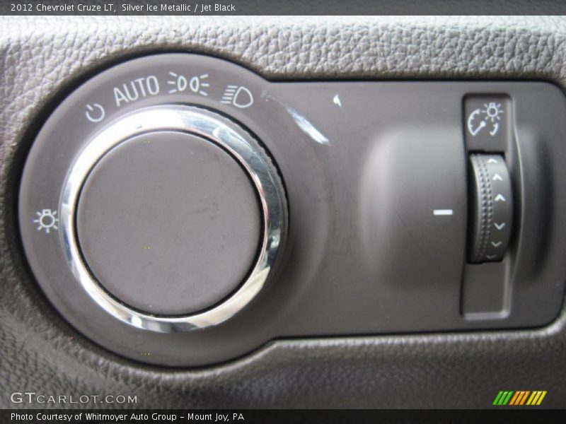 Silver Ice Metallic / Jet Black 2012 Chevrolet Cruze LT