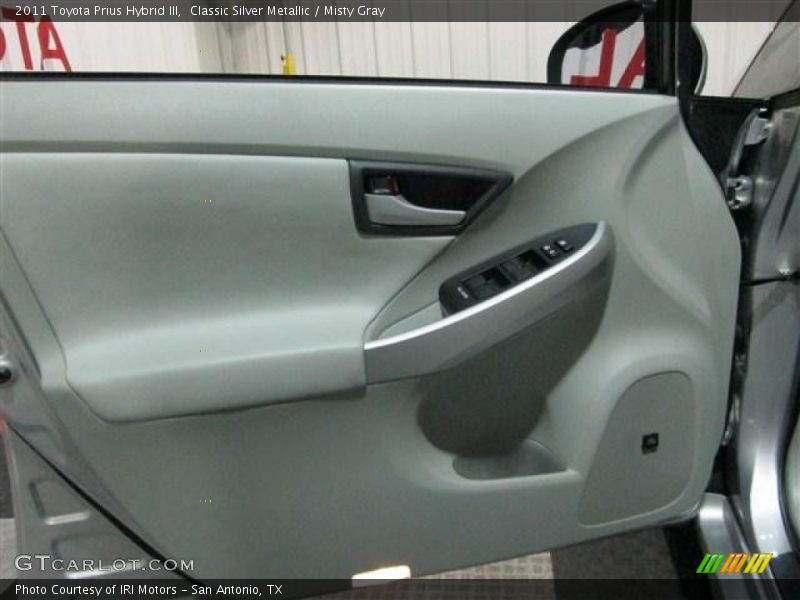 Classic Silver Metallic / Misty Gray 2011 Toyota Prius Hybrid III
