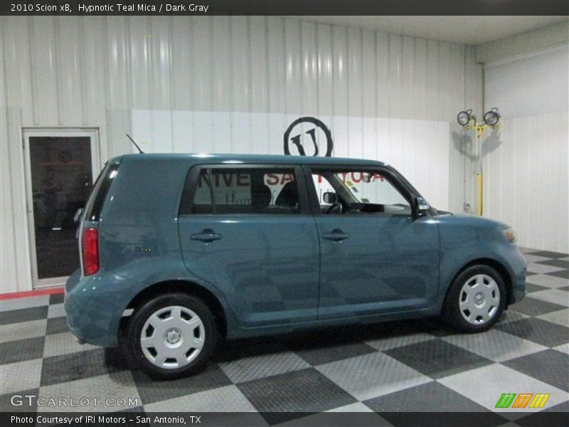 Hypnotic Teal Mica / Dark Gray 2010 Scion xB