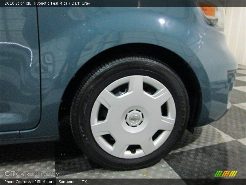 Hypnotic Teal Mica / Dark Gray 2010 Scion xB
