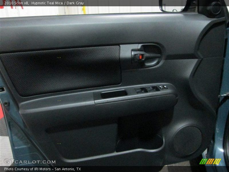 Hypnotic Teal Mica / Dark Gray 2010 Scion xB