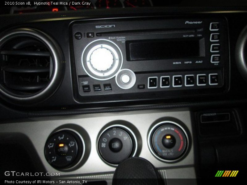 Hypnotic Teal Mica / Dark Gray 2010 Scion xB