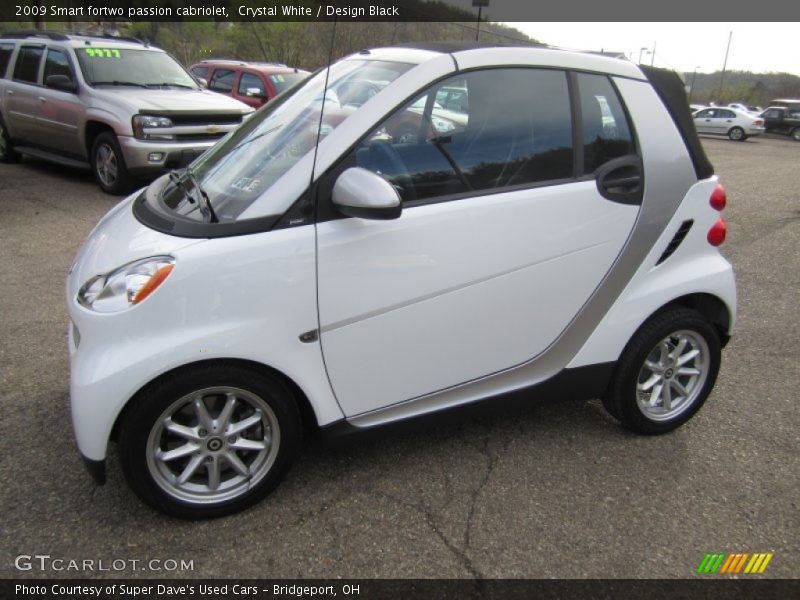 Crystal White / Design Black 2009 Smart fortwo passion cabriolet