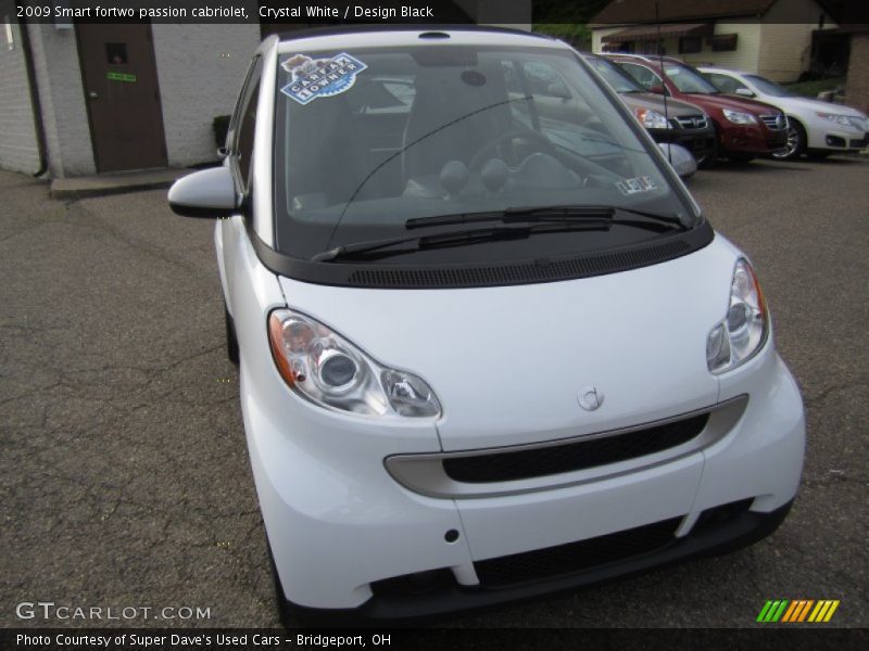 Crystal White / Design Black 2009 Smart fortwo passion cabriolet
