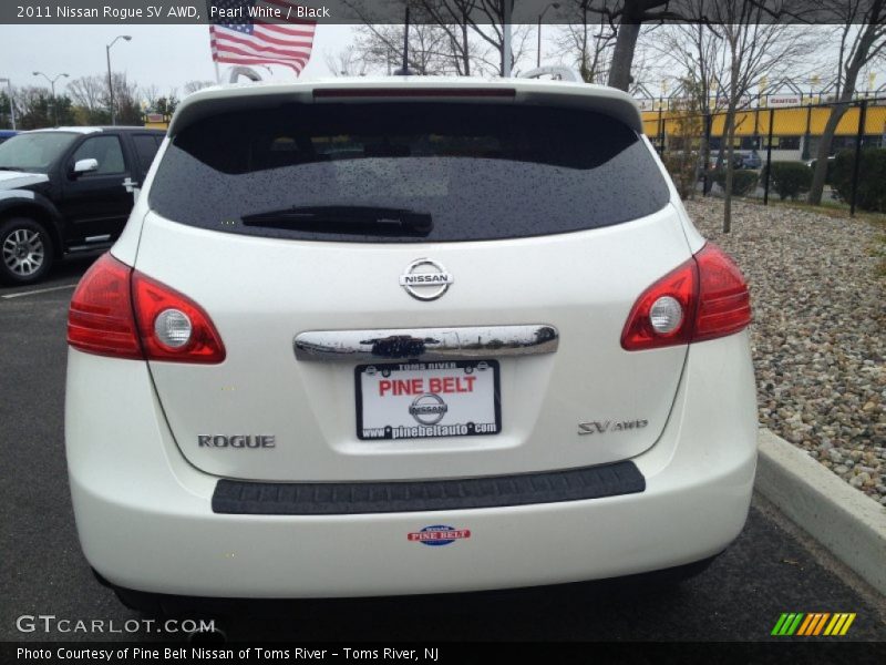 Pearl White / Black 2011 Nissan Rogue SV AWD