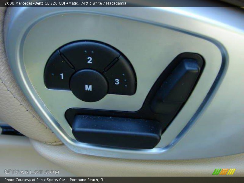 Arctic White / Macadamia 2008 Mercedes-Benz GL 320 CDI 4Matic