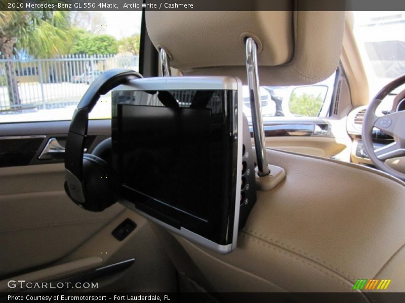 Arctic White / Cashmere 2010 Mercedes-Benz GL 550 4Matic