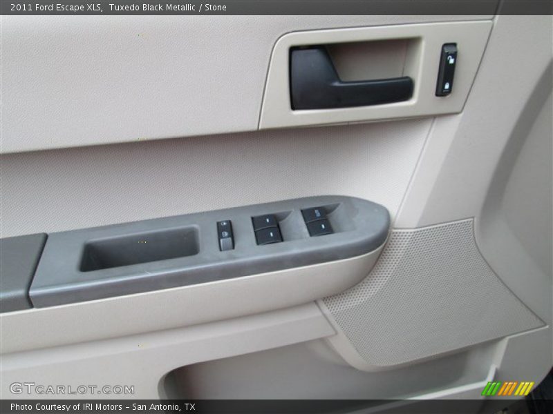 Tuxedo Black Metallic / Stone 2011 Ford Escape XLS