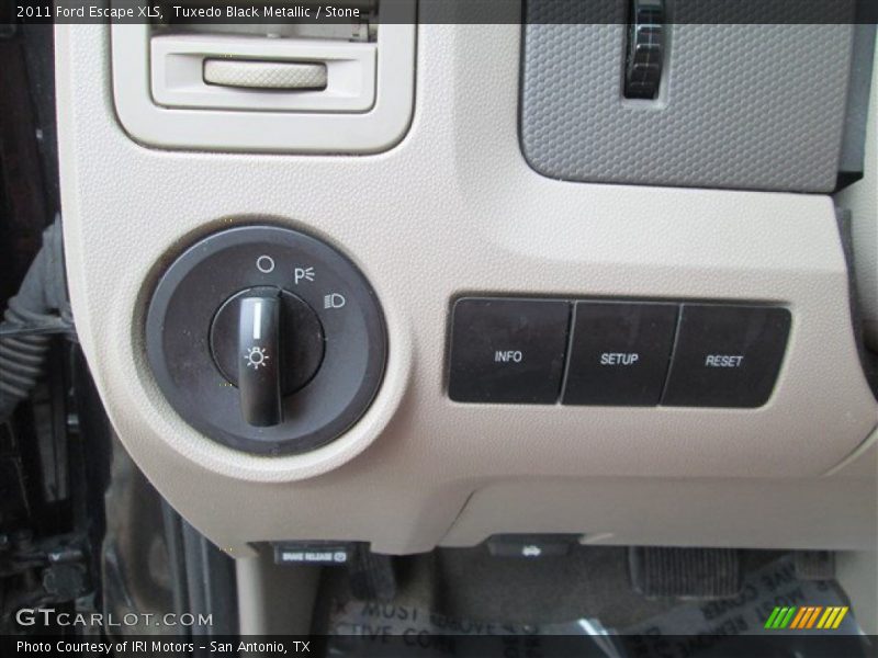 Tuxedo Black Metallic / Stone 2011 Ford Escape XLS