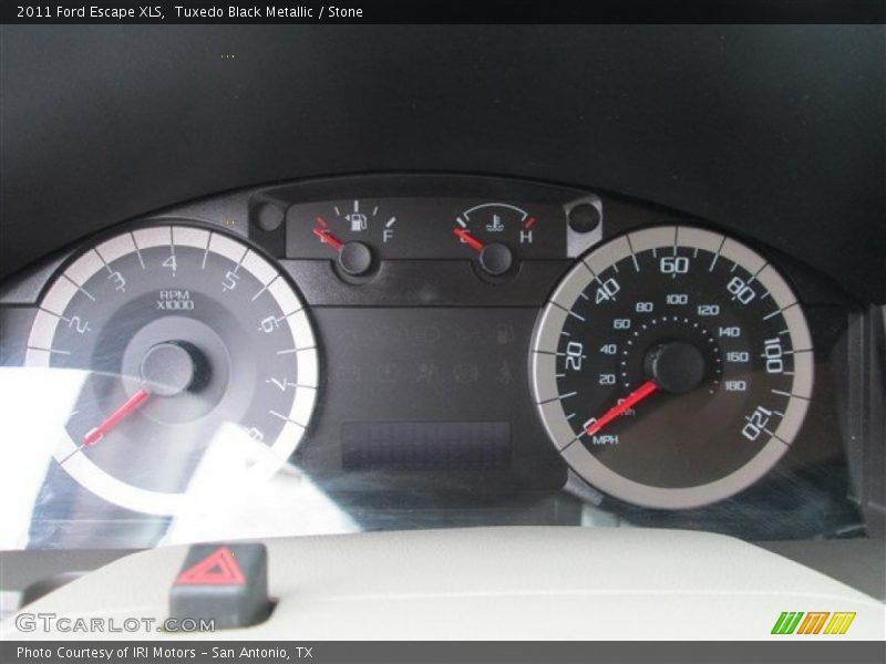 Tuxedo Black Metallic / Stone 2011 Ford Escape XLS