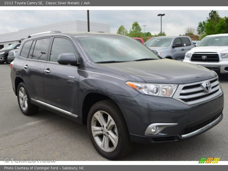 Classic Silver Metallic / Ash 2013 Toyota Camry SE