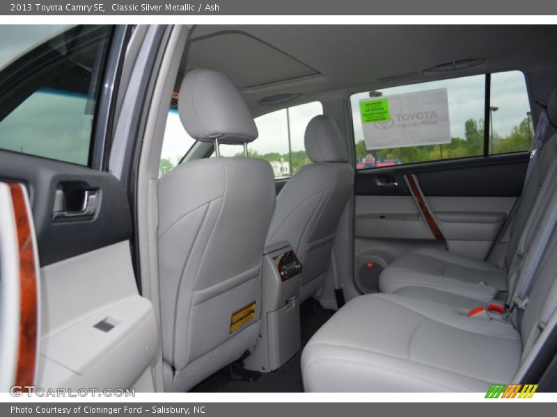 Classic Silver Metallic / Ash 2013 Toyota Camry SE