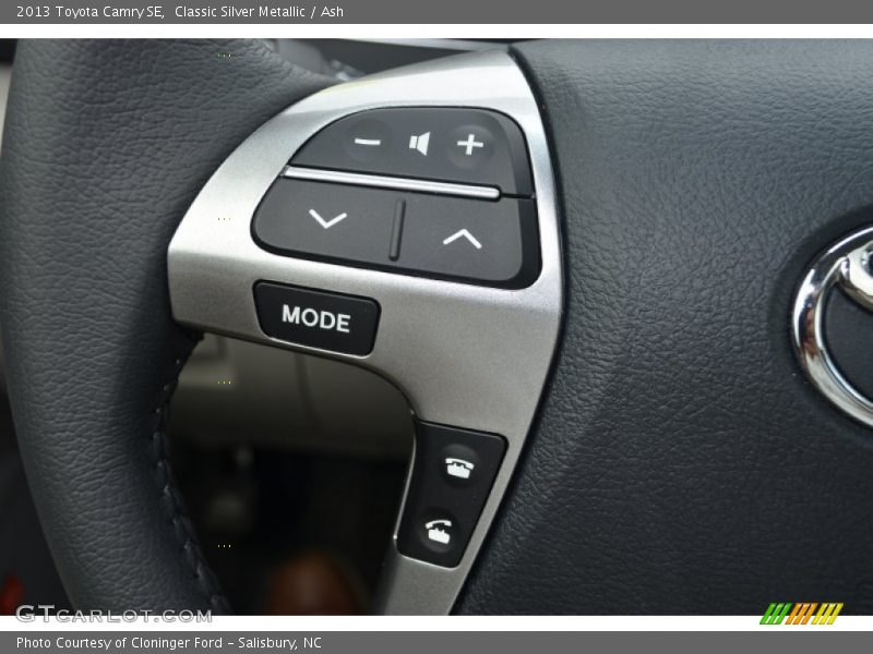 Classic Silver Metallic / Ash 2013 Toyota Camry SE