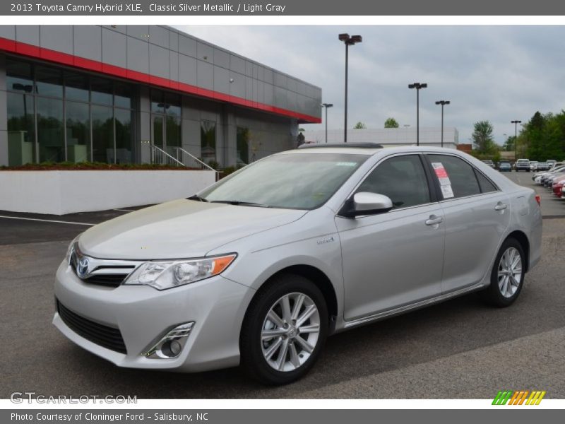 Classic Silver Metallic / Light Gray 2013 Toyota Camry Hybrid XLE