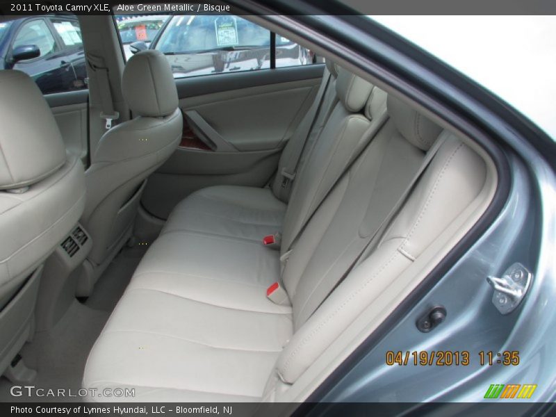 Aloe Green Metallic / Bisque 2011 Toyota Camry XLE