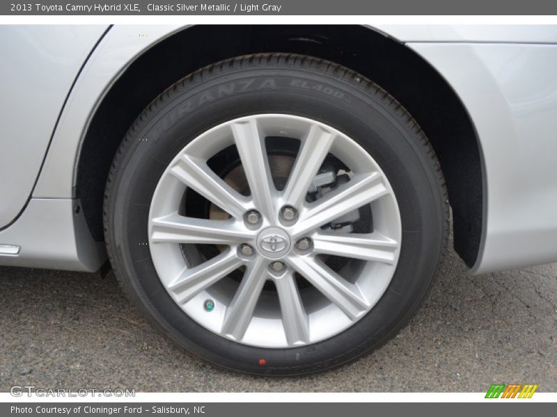 Classic Silver Metallic / Light Gray 2013 Toyota Camry Hybrid XLE