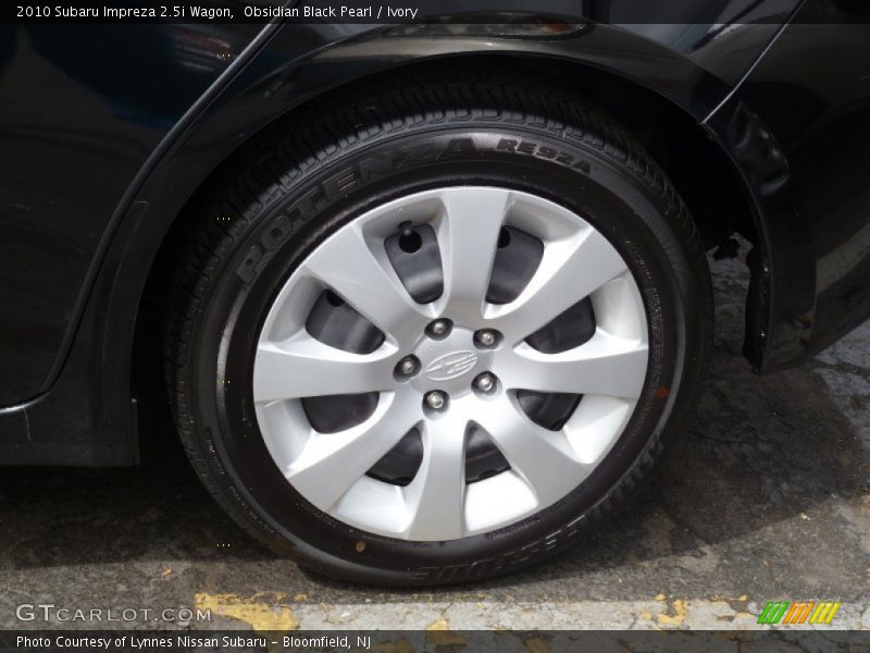 Obsidian Black Pearl / Ivory 2010 Subaru Impreza 2.5i Wagon