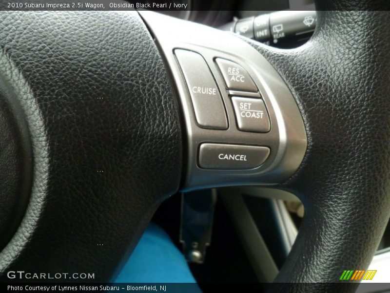 Obsidian Black Pearl / Ivory 2010 Subaru Impreza 2.5i Wagon