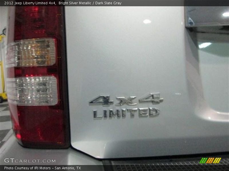 Bright Silver Metallic / Dark Slate Gray 2012 Jeep Liberty Limited 4x4