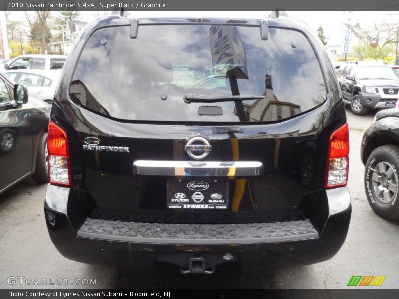 Super Black / Graphite 2010 Nissan Pathfinder S 4x4