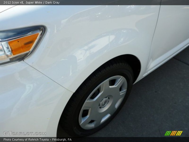 Super White / Dark Gray 2012 Scion xB