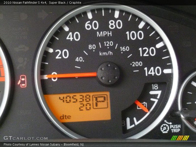 Super Black / Graphite 2010 Nissan Pathfinder S 4x4