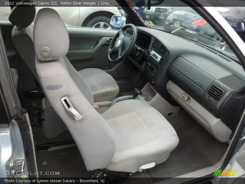 Reflex Silver Metallic / Grey 2002 Volkswagen Cabrio GLS