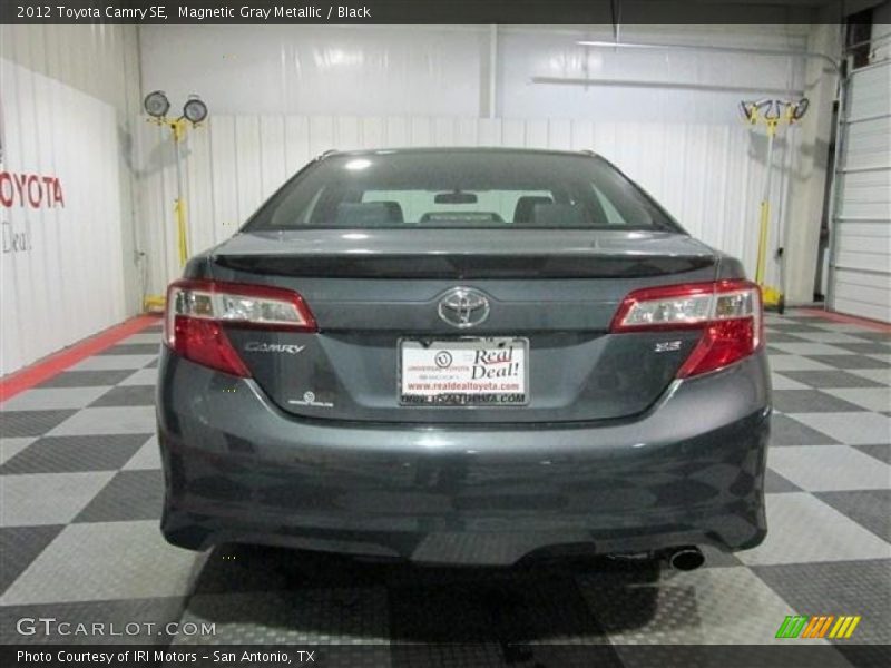 Magnetic Gray Metallic / Black 2012 Toyota Camry SE