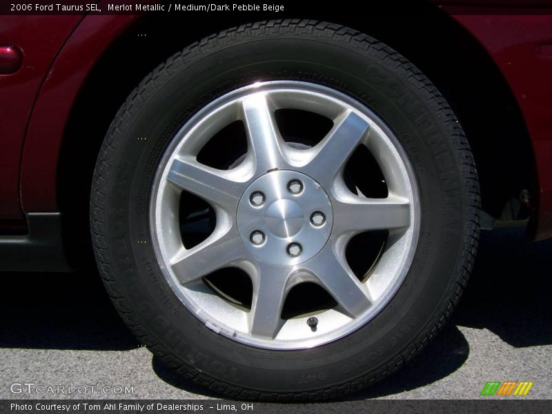 Merlot Metallic / Medium/Dark Pebble Beige 2006 Ford Taurus SEL