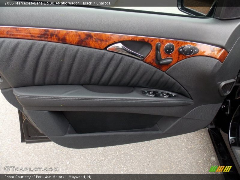 Door Panel of 2005 E 500 4Matic Wagon
