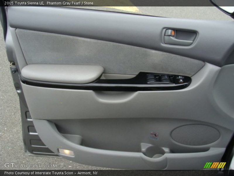 Phantom Gray Pearl / Stone 2005 Toyota Sienna LE