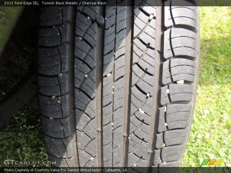 Tuxedo Black Metallic / Charcoal Black 2013 Ford Edge SEL